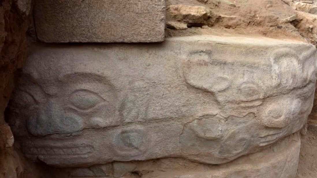 Chine :les ruines de la cité antique de Shimao