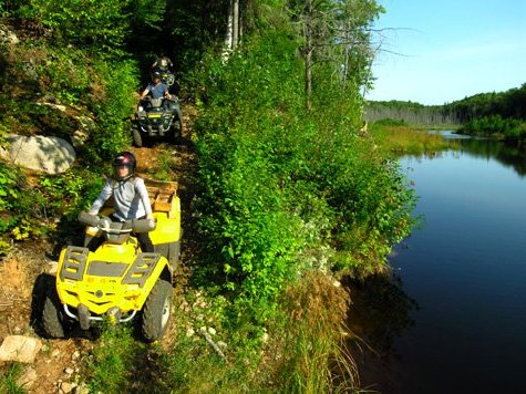 Québec, pourquoi pas une rando en Quad VTT ?