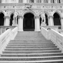 Palais des Doges coupe file