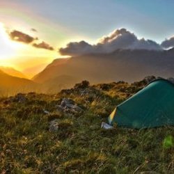 Faire du camping sauvage